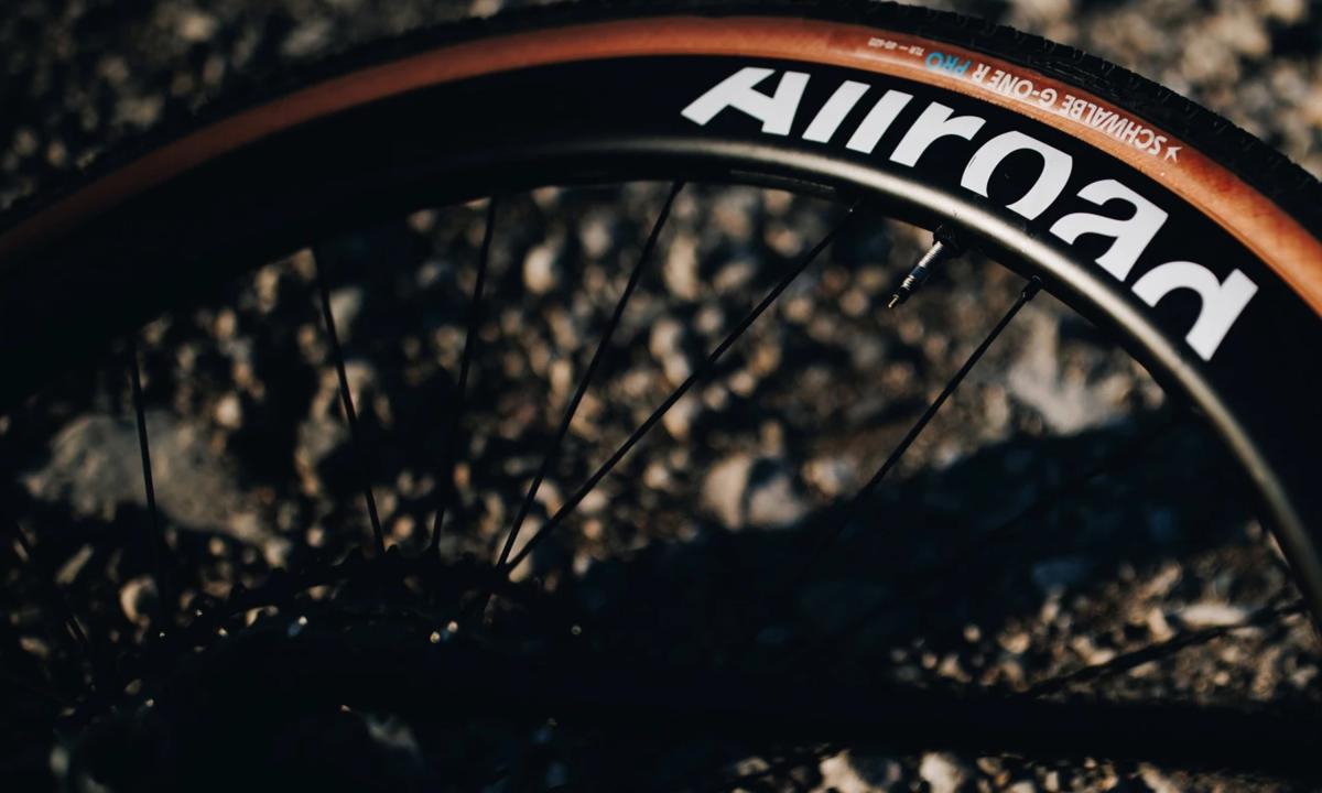10000/2003/Mavic-banner-1.jpg