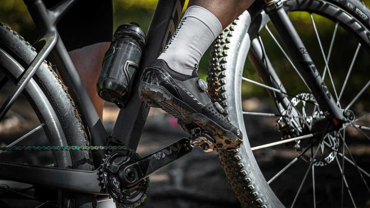 Clipless pedals and cycling shoes: you can take cycling to a new dimension