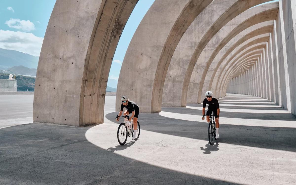 Fizik Kyros kiemelt tulajdonságok