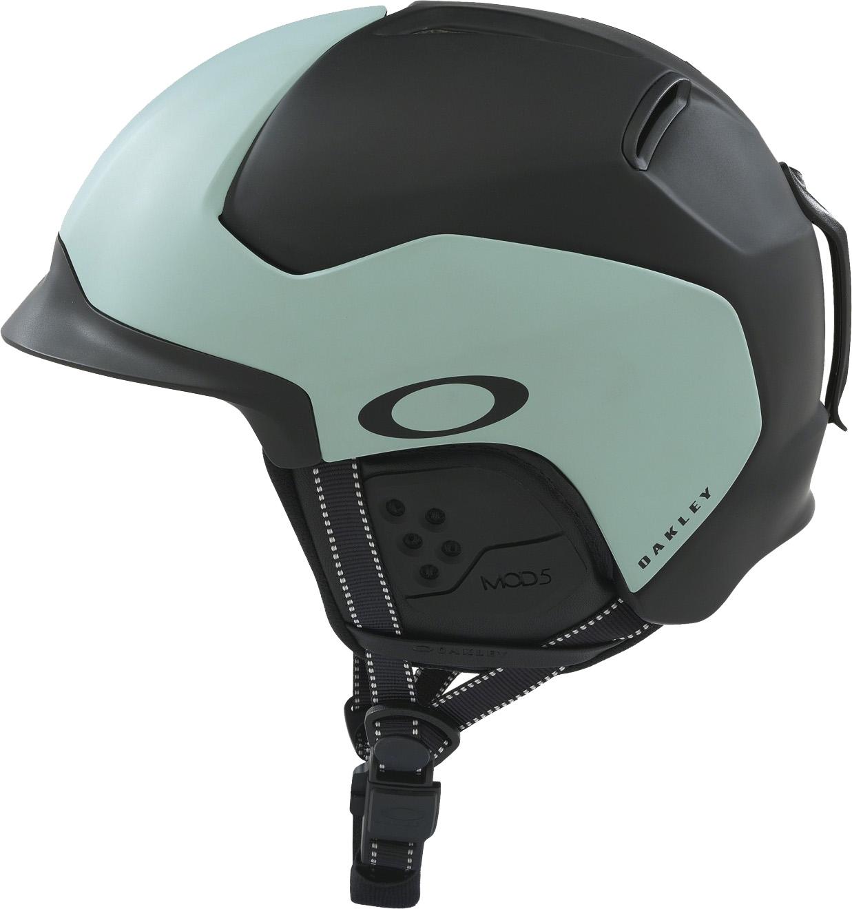 Oakley MOD5 helmet