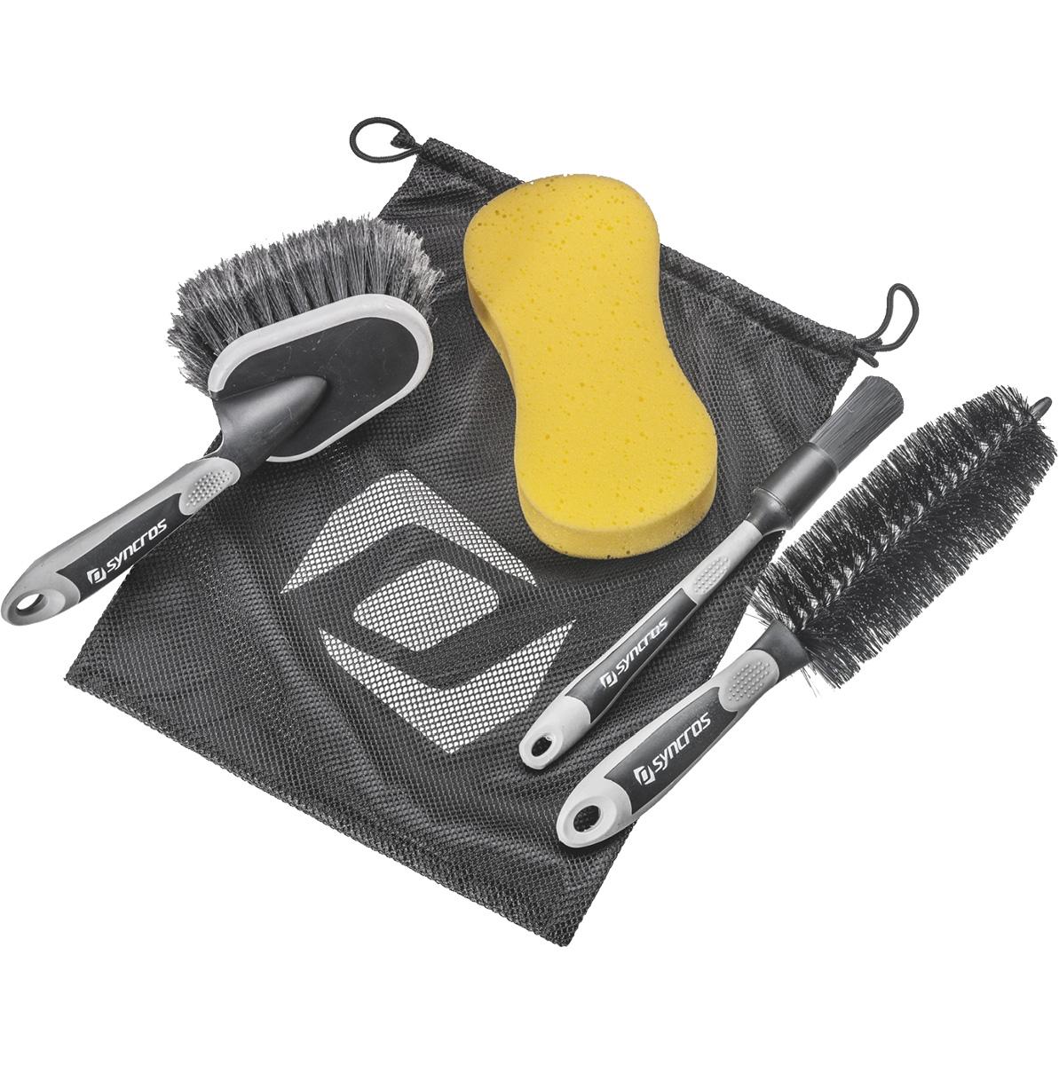 Syncros Sponge and Brush set