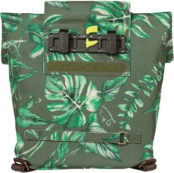 Basil Ever-Green daypack Hook ON pannier bag 4.Image