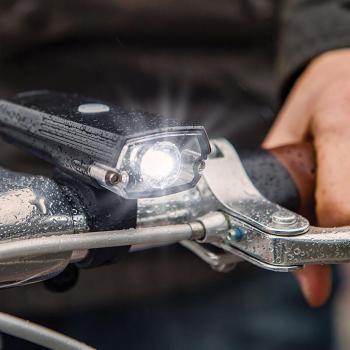 Blackburn ayblazer 550 front light 10.Image