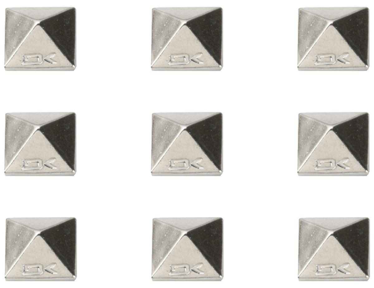 Dakine Pyramid Studs