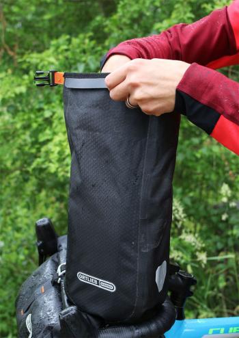 Ortlieb Fork-Pack villára rögzíthető táska 8.Kép
