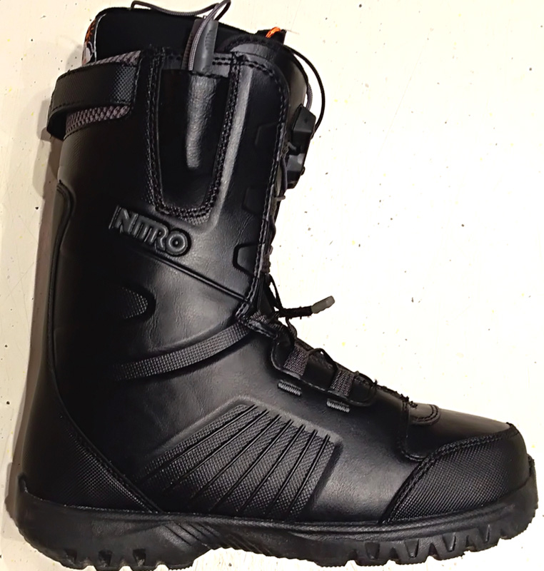 Nitro Nomad TLS used snowboard boot