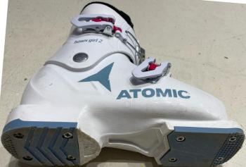 Atomic hawx Girl 2 used junior ski boot 2.Image
