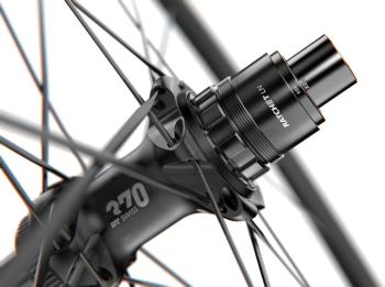 DT Swiss P1800 Spline Road Disc 23 Sram XDR wheel set 8.Image