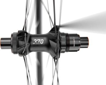 DT Swiss P1800 Spline Road Disc 32 Sram XDR kerék szett 6.Kép