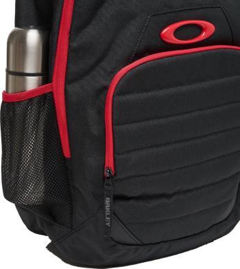 Oakley Enduro 4.0 25L backpack 4.Image