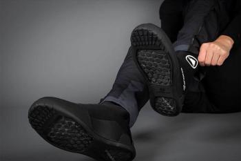 Endura MT500 Plus Overshoe 2.Image