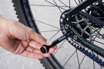 Ortlieb Thru Axle M6 1mm adapter 3.Kép