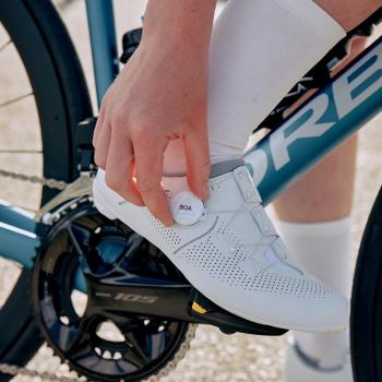 Shimano RC3 bike shoe 9.Image