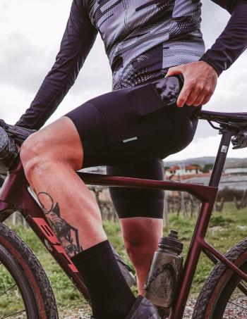 Bicycle Line Fango kantáros rövidnadrág 6.Kép