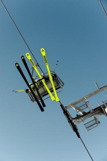 Fischer RC4 Noize ST skis with Fischer Z12 GW PR bindings 5.Image