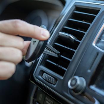 SP Connect Autós mágneses tartó szellőzőrácsra 2.Kép