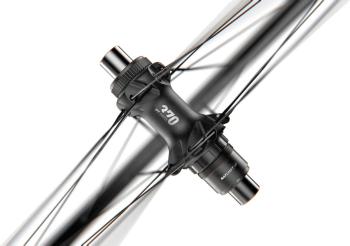 DT Swiss G1800 Spline DB 25 DY 700C Disc első kerék 6.Kép