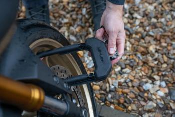 Hiplok DX U lakat 12.Kép