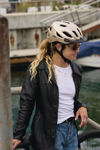 Abus Urban-I 4.0 bukósisak 8.Kép